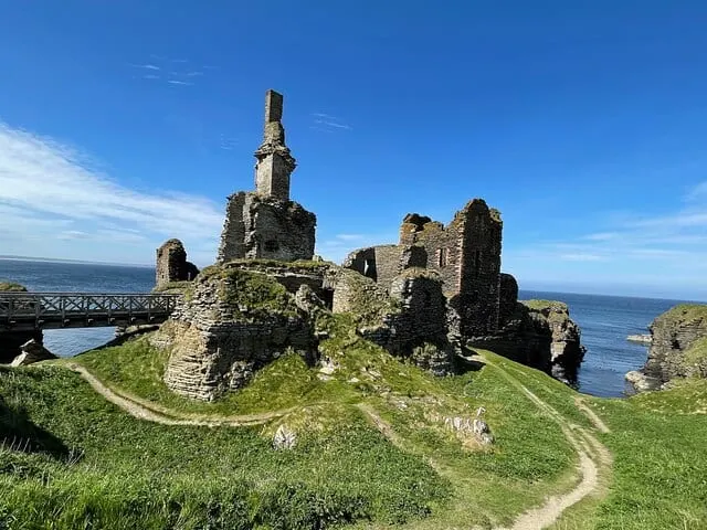 Photo of Castle Sinclair Girnigoe, a ruined castle near Wick, Highland, the Scottish Highlands and Islands.
