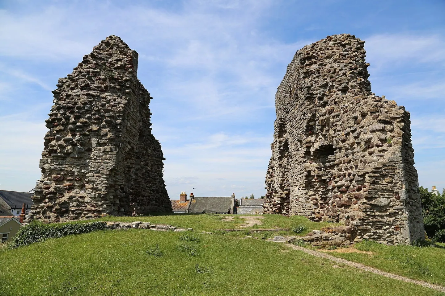 Photo of Christchurch Castle and Norman House, a ruined castle near Bournemouth, Dorset, south west England.