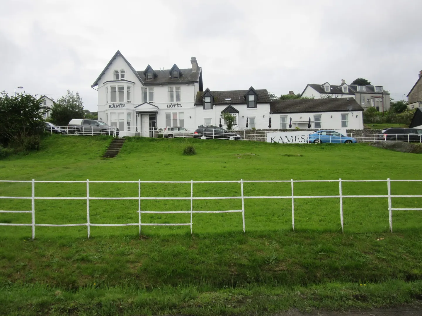 Photo of Kames Hotel, a pub near Tighnabruaich, Argyll and Bute, the Scottish Highlands and Islands.