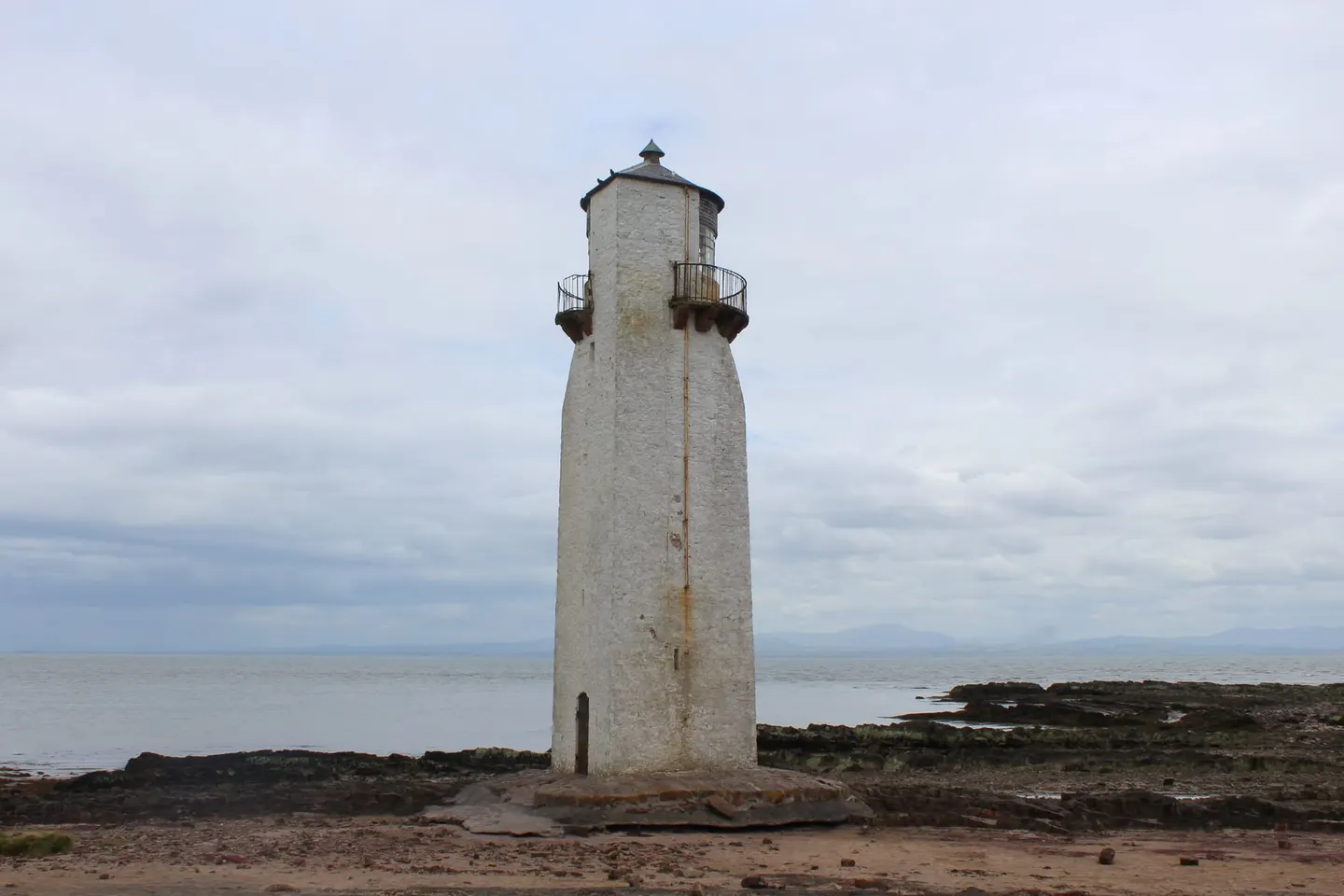Photo of Southerness Lighthouse, a lighthouse in Dumfries and Galloway, southern Scotland.