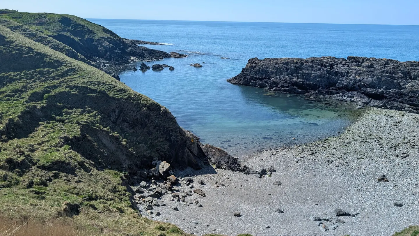Photo of the coast at Porth Gwylan, Gwynedd, north Wales.