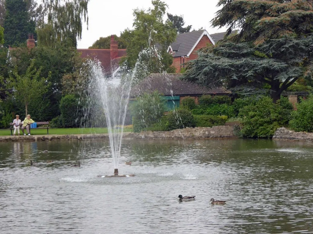 Photo of People's Park, a Grade II* registered house & garden near Grimsby, Lincolnshire, central England.