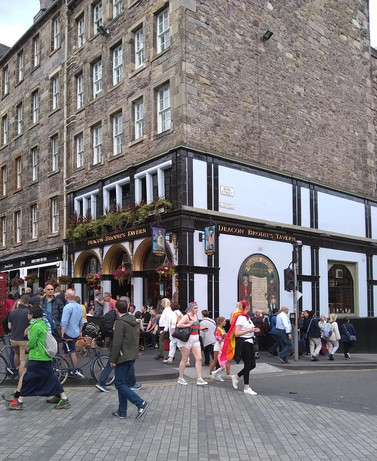 Photo of Deacon Brodie's Tavern, a pub in Edinburgh, central Scotland.
