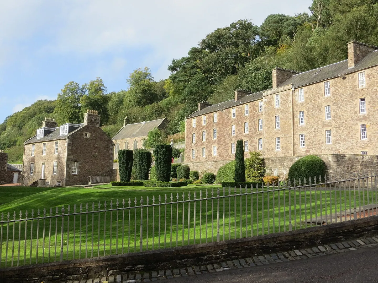 Photo of New Lanark, a village in South Lanarkshire, southern Scotland.