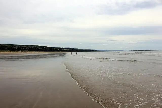 Photo of Harlech Beach, a beach in Gwynedd, north Wales.
