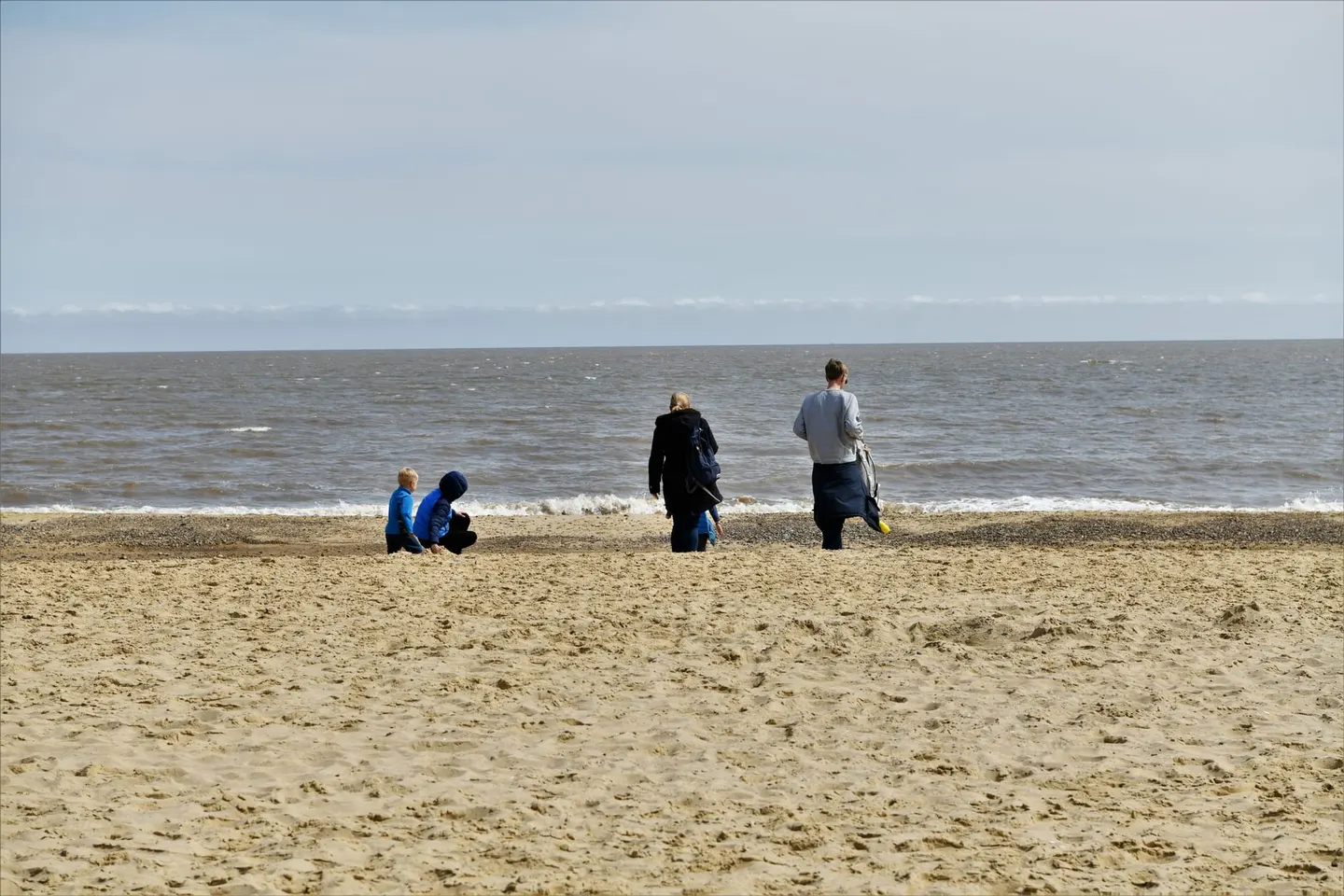 Photo of Covehithe Beach, a beach in Suffolk, eastern England.
