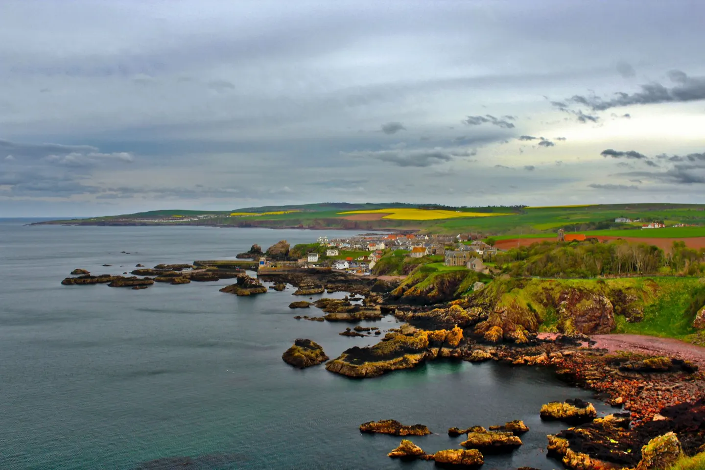 Photo of St Abb's Head, a National Nature Reserve near St Abbs, the Scottish Borders, southern Scotland.