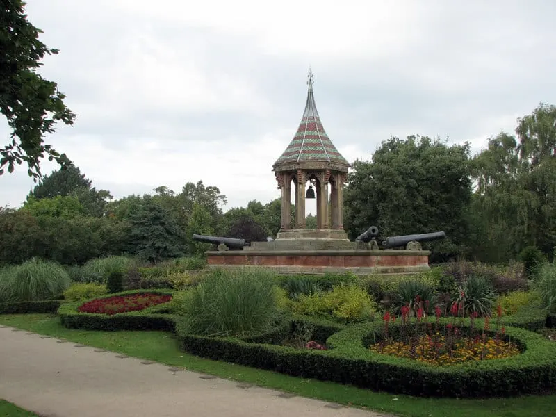 Photo of Nottingham Arboretum, a Grade II* registered house & garden in Nottinghamshire, central England.