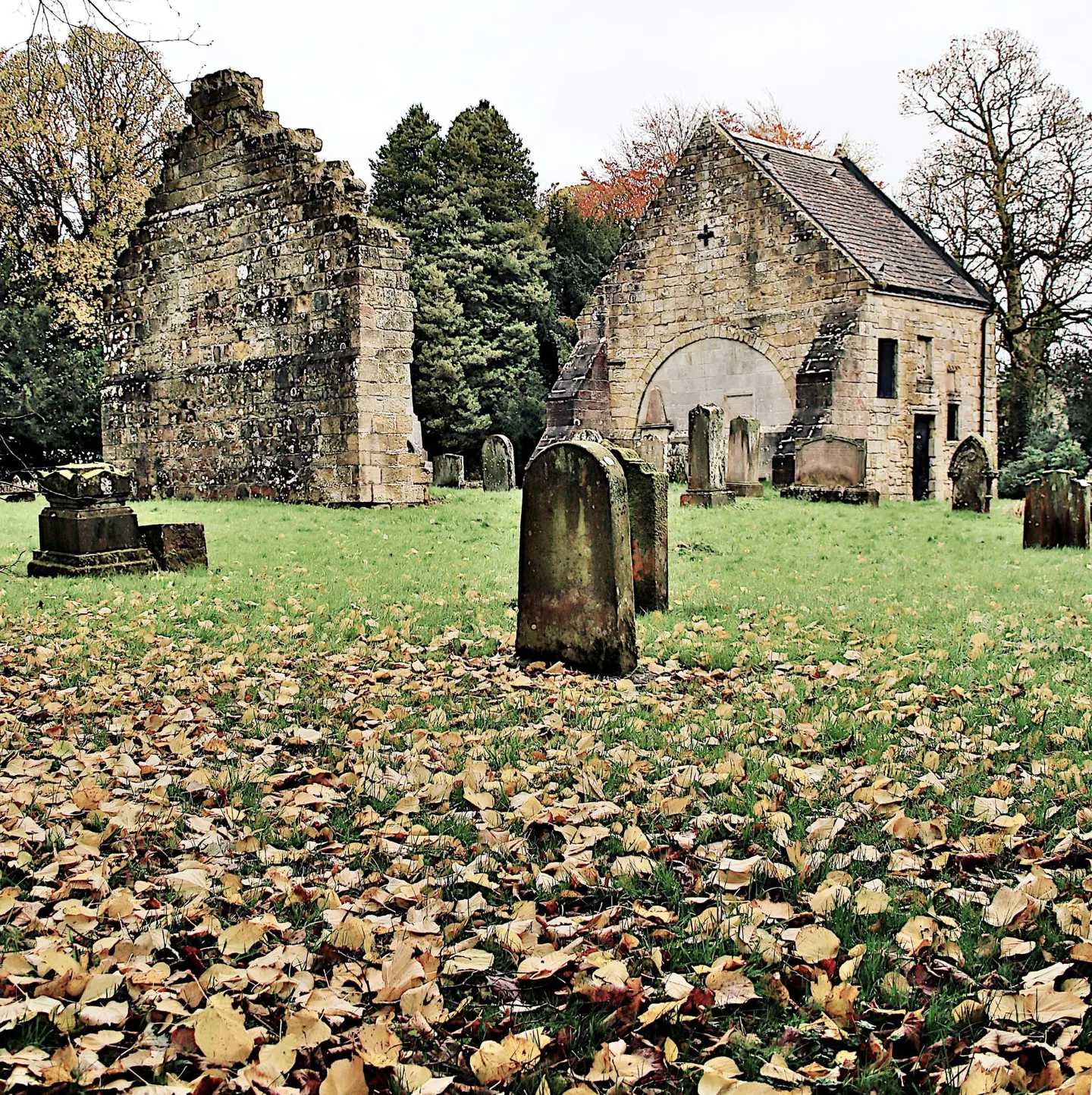 Photo of Loudoun Kirk, a church near Galston, East Ayrshire, southern Scotland.