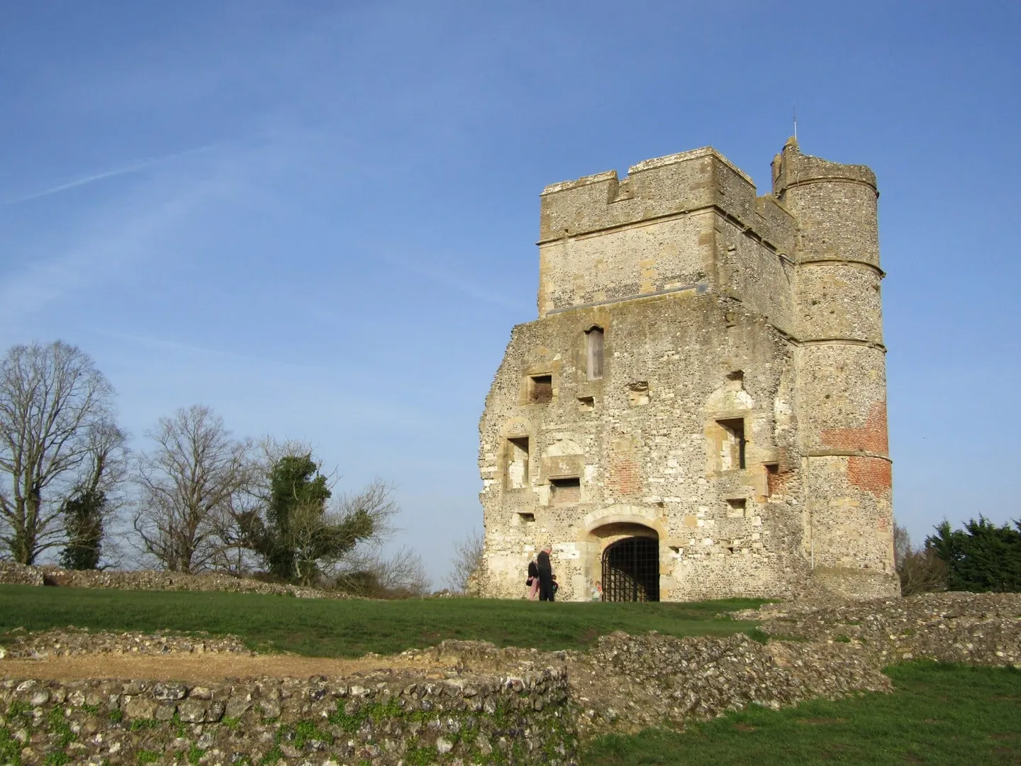 Photo of Donnington Castle, a ruined castle near Newbury, Berkshire, south east England.