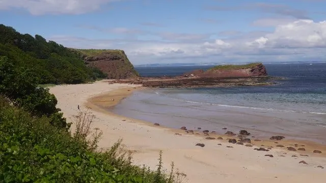 Photo of Seacliff Beach, a beach near Whitekirk, East Lothian, central Scotland.