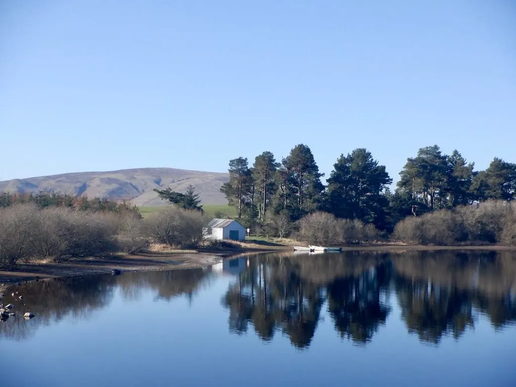 Photo of Gladhouse Reservoir, a reservoir near Temple, Midlothian, central Scotland.