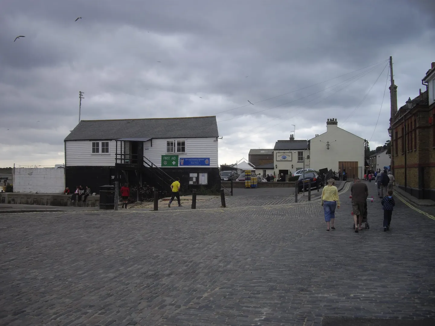 Photo of Leigh Bell Wharf, a swimming spot near Leigh-on-Sea, Essex, eastern England.