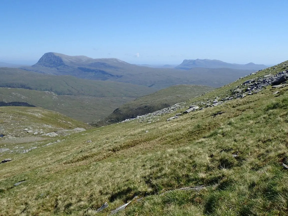 Photo: Carn an Tionail, a 759m hill in Highland, the Scottish Highlands and Islands.
