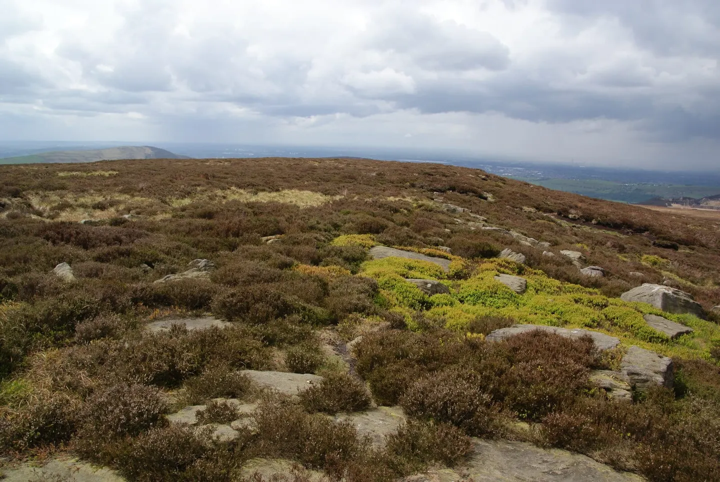 Photo: Hoarstone Edge, a 497m hill near Uppermill, Greater Manchester, north west England.