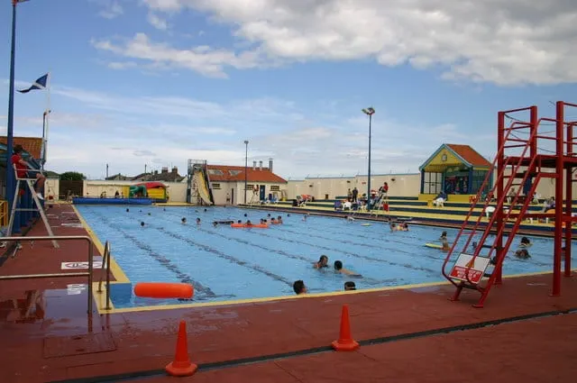 Photo of Stonehaven Open Air Swimming Pool, a lido in Aberdeenshire, north east Scotland.
