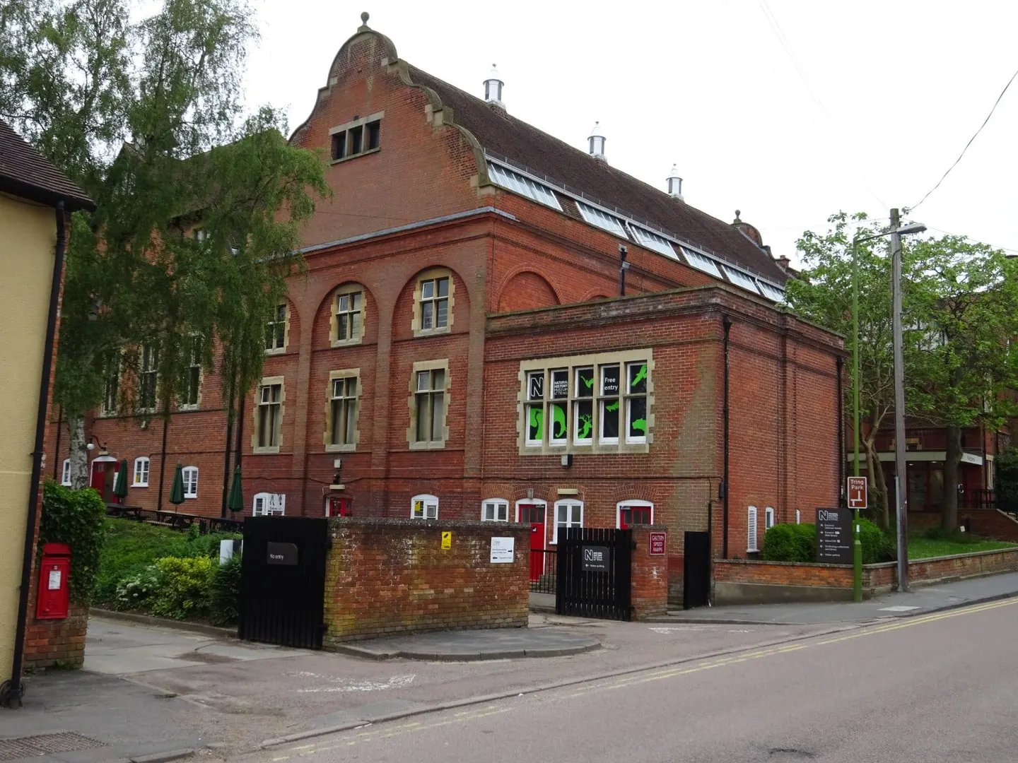 Photo of Natural History Museum at Tring, a visitor attraction in Hertfordshire, eastern England.