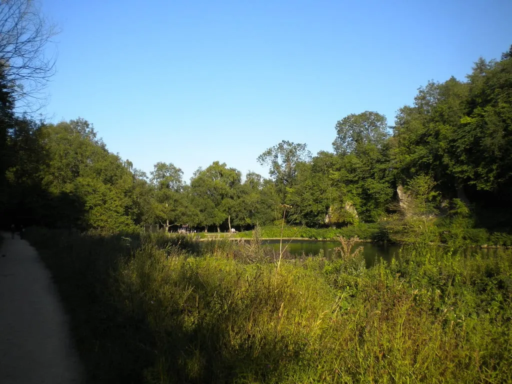 Photo of Creswell Crags, a Site of Special Scientific Interest near Creswell (Derbys), Derbyshire, central England.