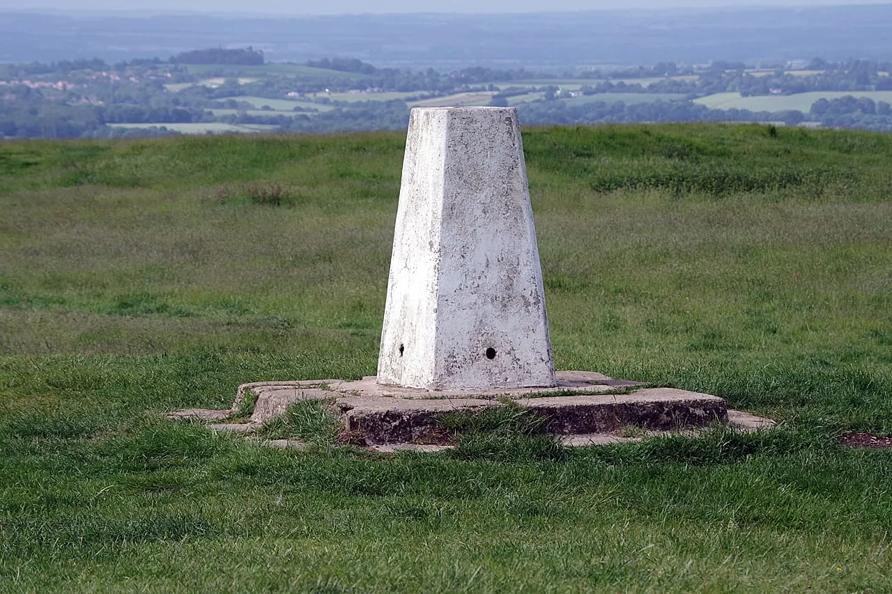 Photo: Whitehorse Hill, a 261m hill near Uffington in the North Wessex Downs, Oxfordshire, south east England.