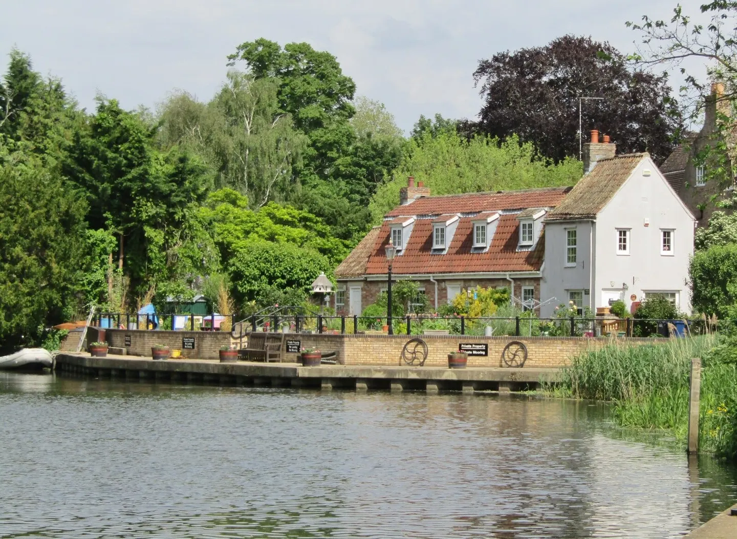Photo of Hemingford Grey, a village in Cambridgeshire, eastern England.