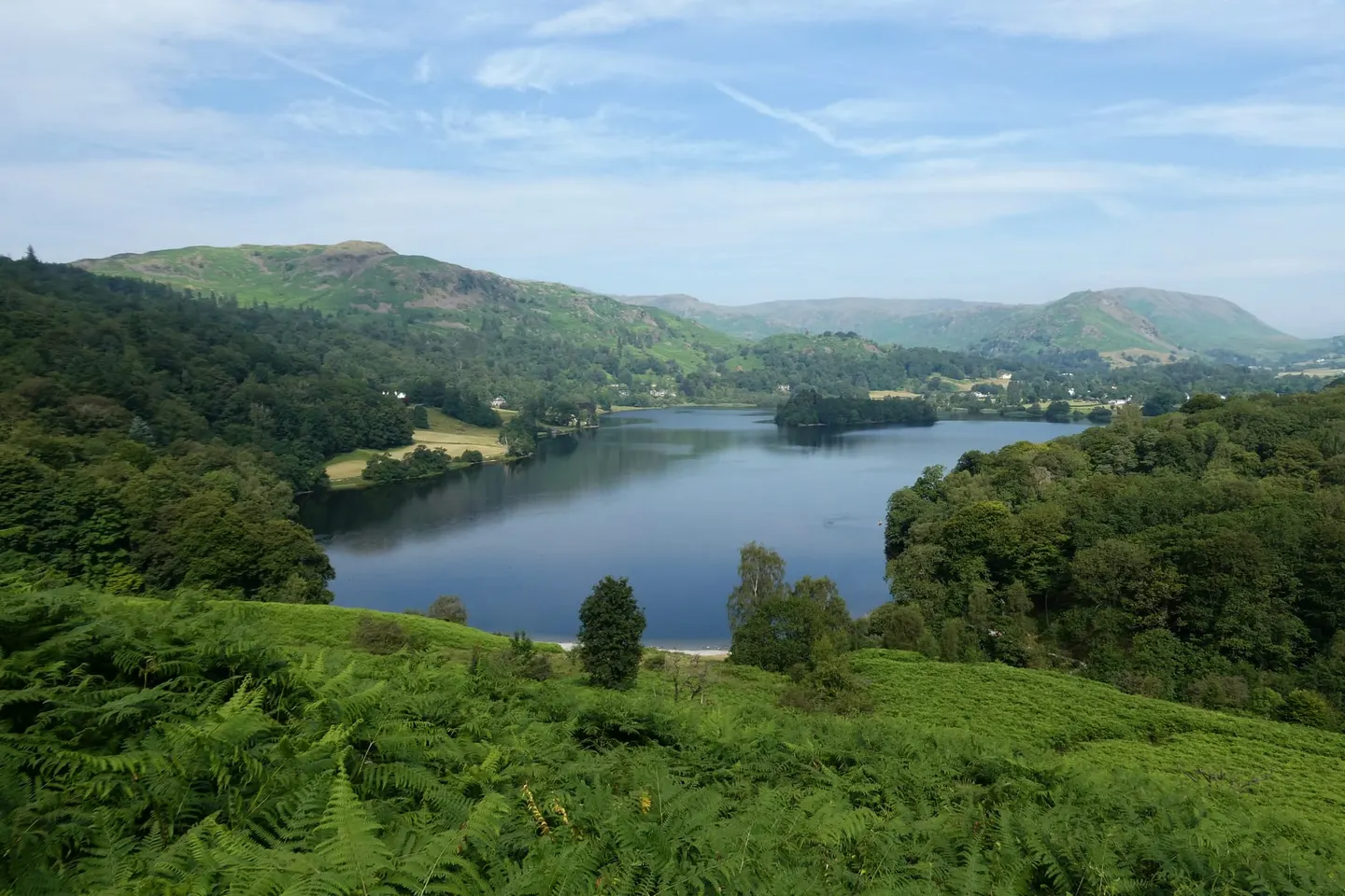 Photo: Loughrigg Terrace, a viewpoint near Grasmere in the Lake District, Cumbria, north west England.