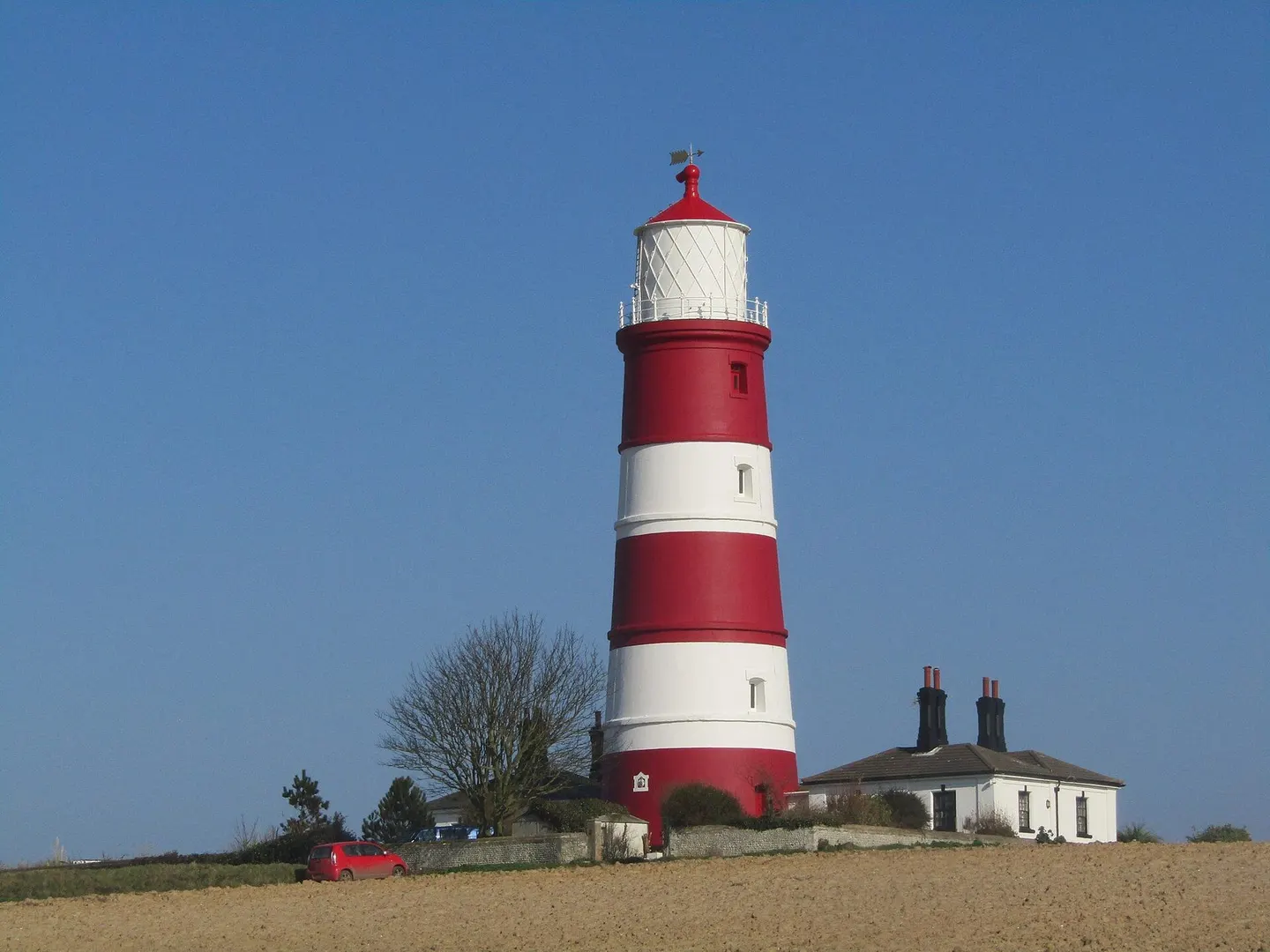 Photo of Happisburgh Lighthouse, a lighthouse in Norfolk, eastern England.