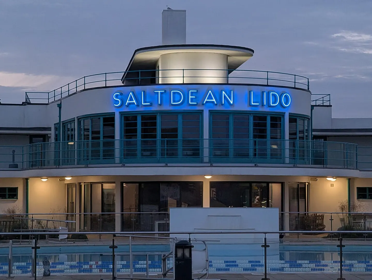 Photo of Saltdean Lido, a lido near Rottingdean, East Sussex, south east England.