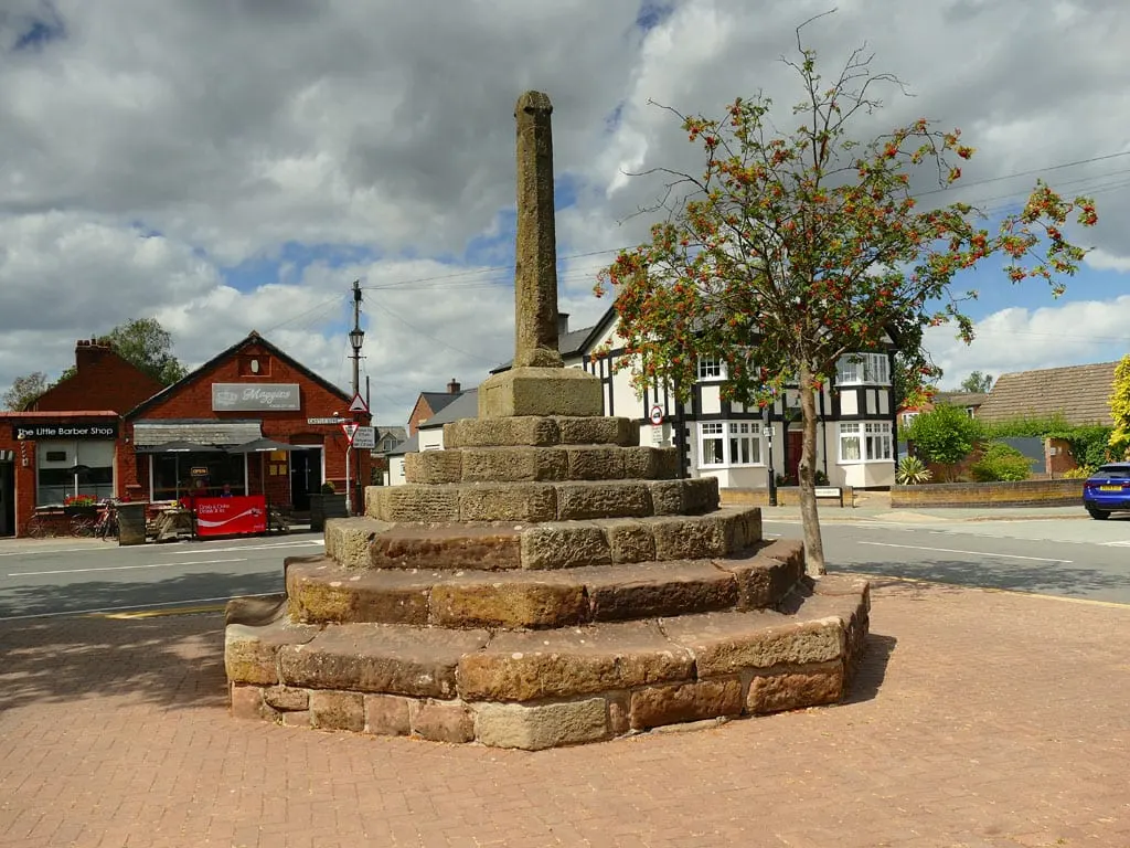 Photo of Holt (Holt), a village in Wrexham, north Wales.