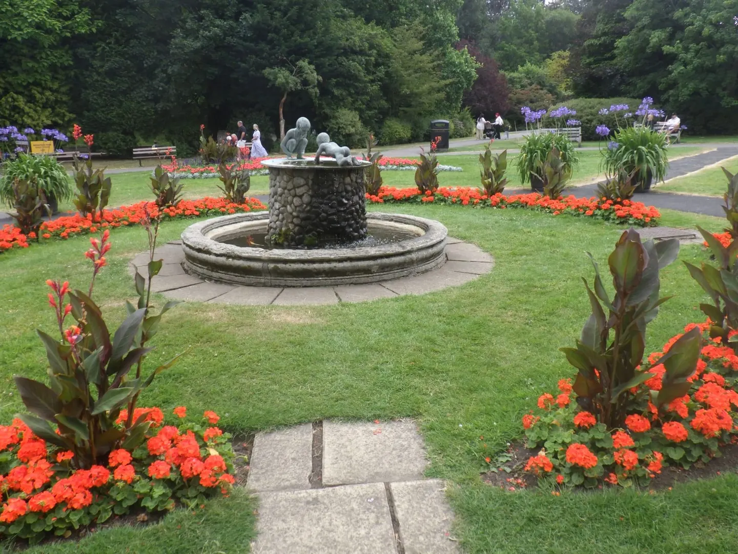 Photo of Valley Gardens, a garden near Harrogate, North Yorkshire, northern England.