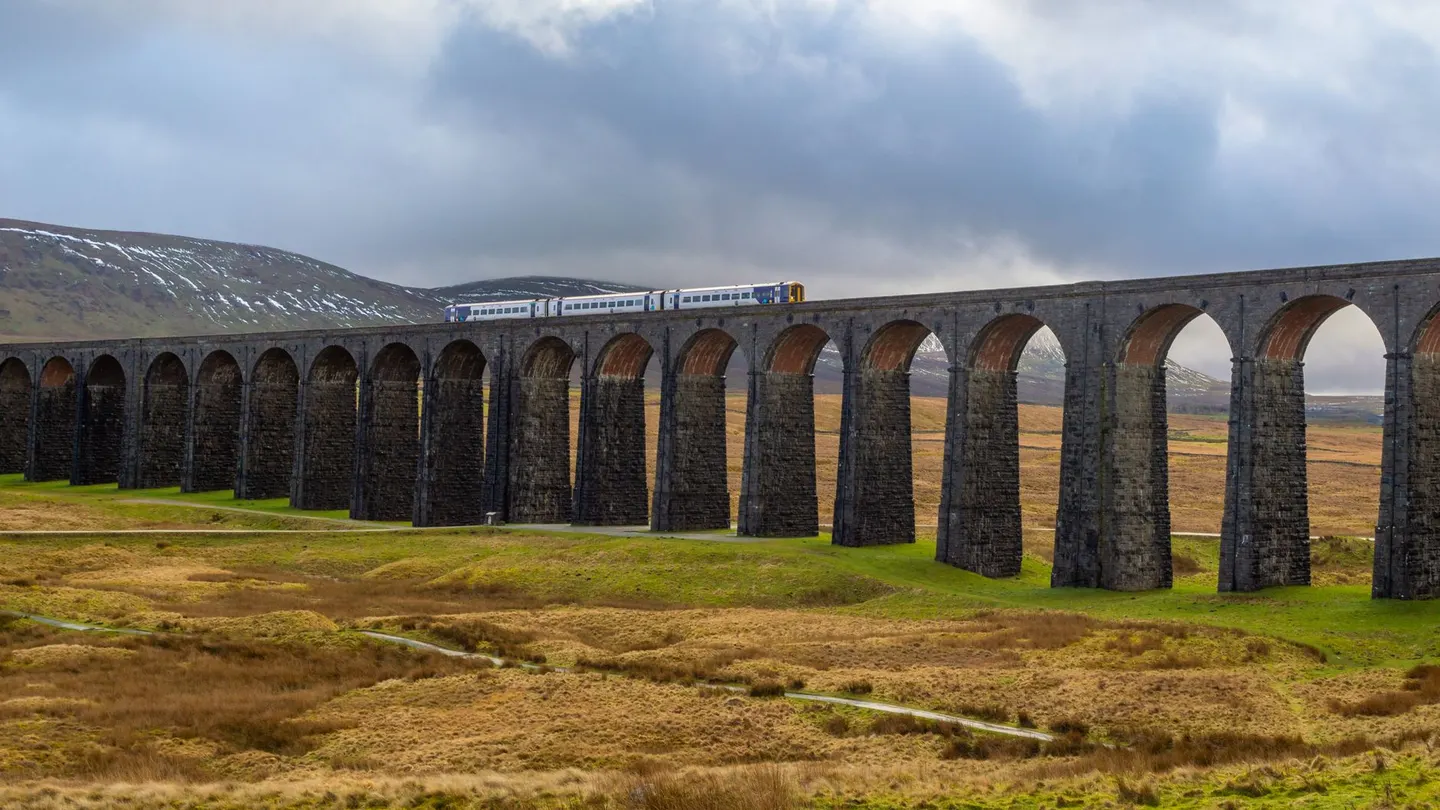 Photo of Ribblehead Viaduct, a landmark near Horton-in-Ribblesdale in the Yorkshire Dales, North Yorkshire, northern England.