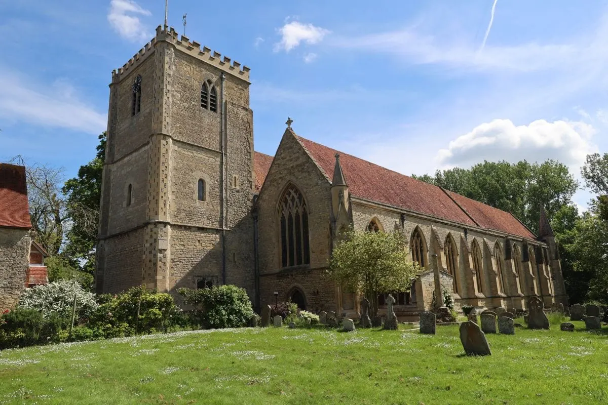 Photo of Dorchester Abbey, a church near Dorchester-on-Thames, Oxfordshire, south east England.