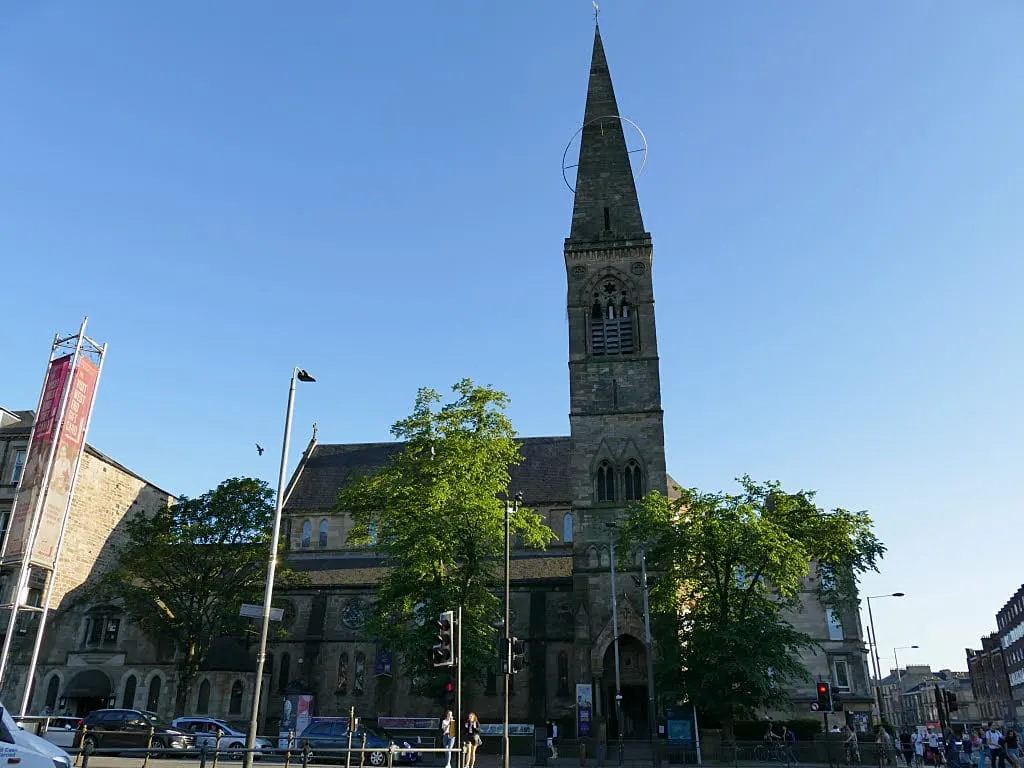Photo of Oran Mor, a pub in Glasgow, central Scotland.