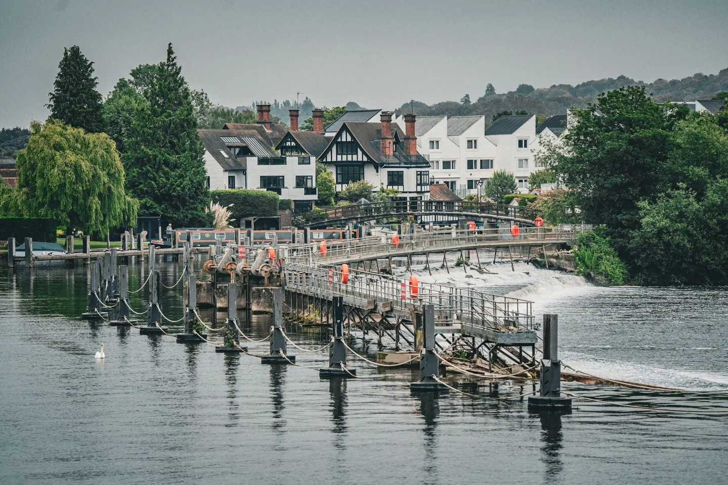 Photo along the Thames Path, a 185-mile National Trail running from Kemble to London, England.