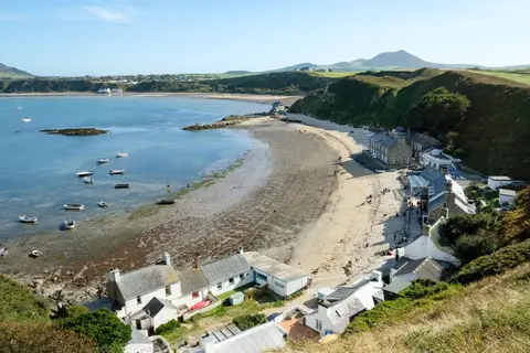 Photo of Porthdinllaen Beach, a cove near Nefyn in Llŷn, Gwynedd, north Wales.