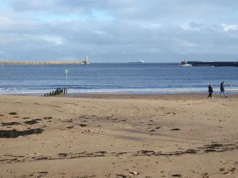 Photo of Littlehaven Beach, a swimming spot near Tynemouth, Tyne and Wear, north east England.