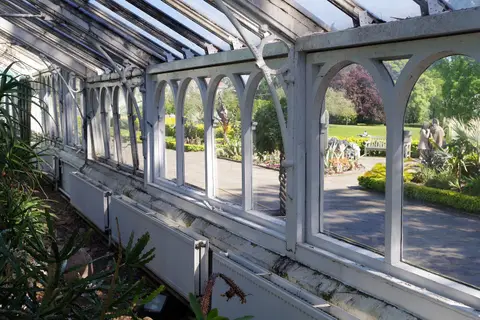 Photo of Birmingham Botanical Gardens, a Grade II* registered house & garden in the West Midlands, central England.
