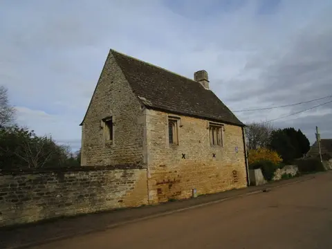Photo of Priest's House, a house & garden near Ketton, Northamptonshire, central England.