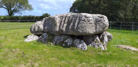 Photo of Llugwy Chambered Tomb, a chambered tomb near Moelfre, Anglesey, north Wales.