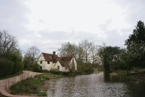 Photo of Flatford (Bridge Cottage), a country estate near East Bergholt in Dedham Vale, Suffolk, eastern England.