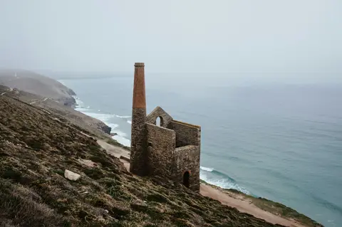 Photo of Wheal Coates, a landmark near St Agnes, Cornwall, south west England.