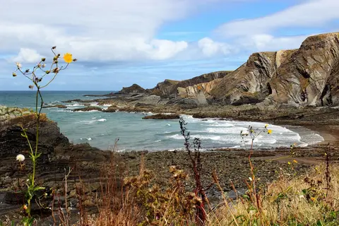 Photo of Hartland Quay, a swimming spot in Devon, south west England.