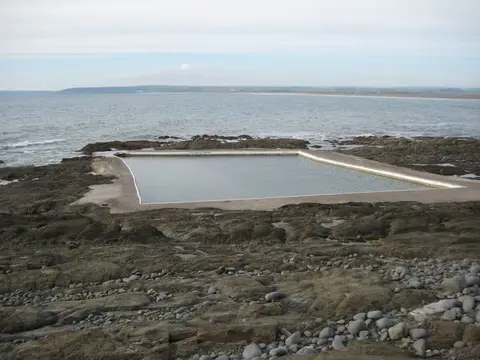 Photo of Westward Ho! Sea Pool, a sea pool near Appledore (Appledore), Devon, south west England.