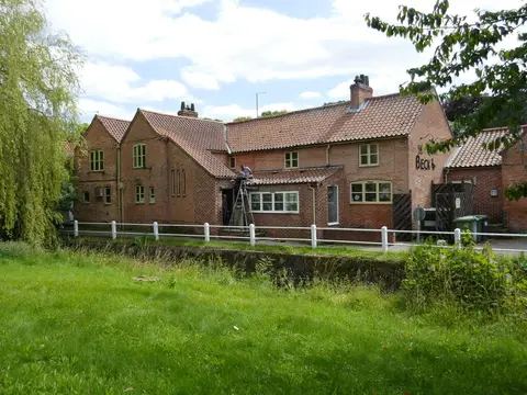 Photo of Caunton Beck, a pub in Nottinghamshire, central England.