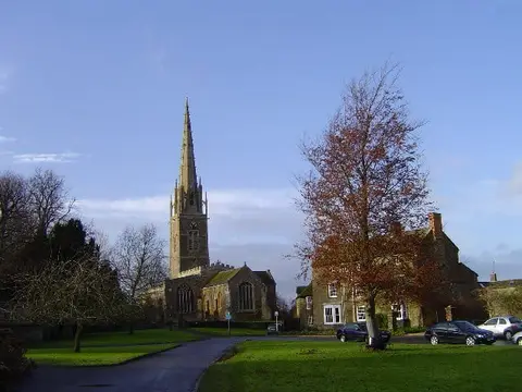 Photo of St Peter and St Paul, King's Sutton, a church in Northamptonshire, central England.