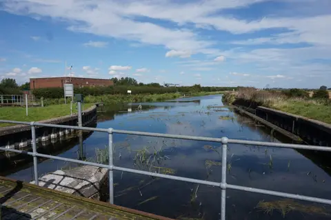 Photo of the River Hull, a 20-mile river running from Yorkshire Wolds to Humber at Hull, northern England.
