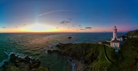Photo of Start Point Lighthouse, a lighthouse near Beesands, Devon, south west England.