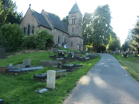 Photo of London Road Cemetery, Coventry, a Grade I registered house & garden in the West Midlands, central England.