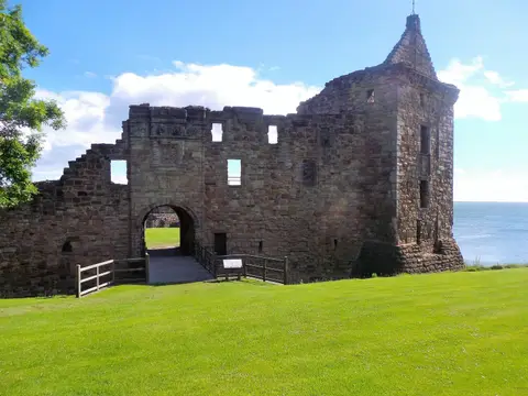 Photo of St Andrews Castle, a ruined castle in Fife, central Scotland.