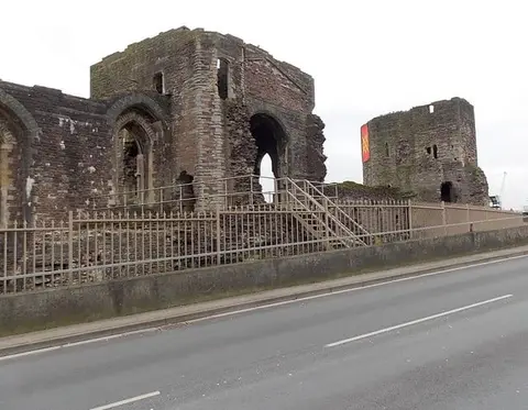 Photo of Newport Castle (Newport), a ruined castle in Newport, south east Wales.