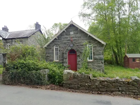 Photo of Salem Chapel, a church near Llanbedr in Eryri, Gwynedd, north Wales.